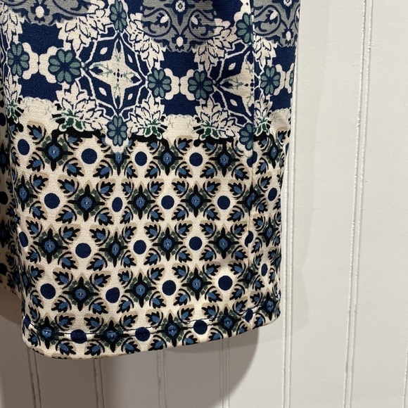 Max Studio dress Small belted 3/4 button down front and sleeve gently worn - Picture 7 of 8